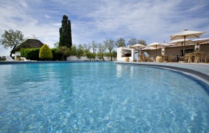 Piscine du restaurant Le Pont des Bannes